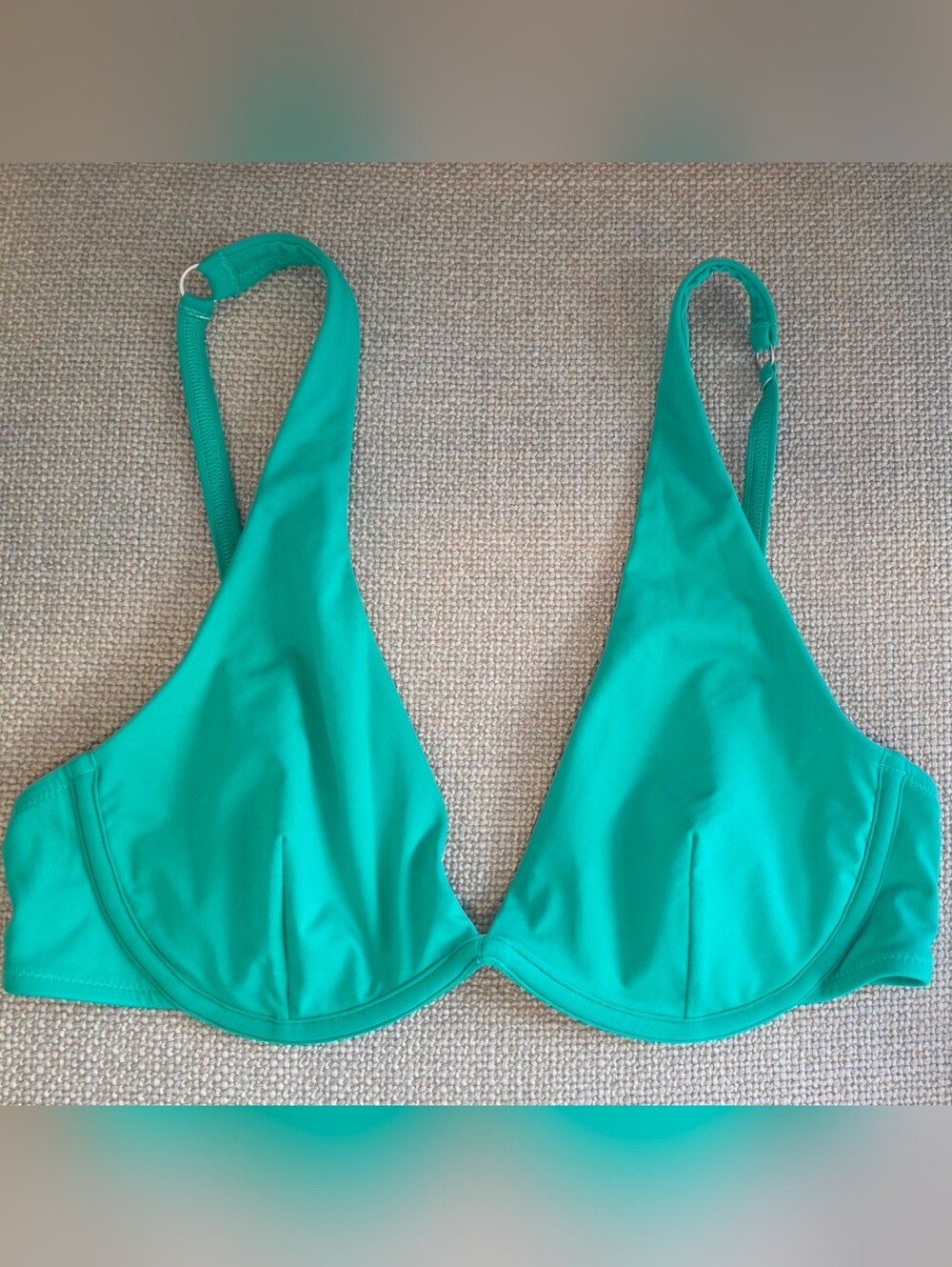 Athleta Underwire Bikini Top 34 D/DD